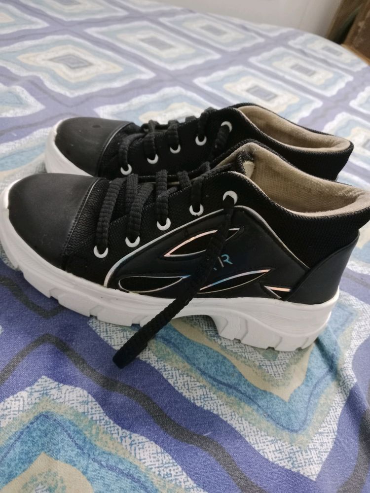 Black High Shoes