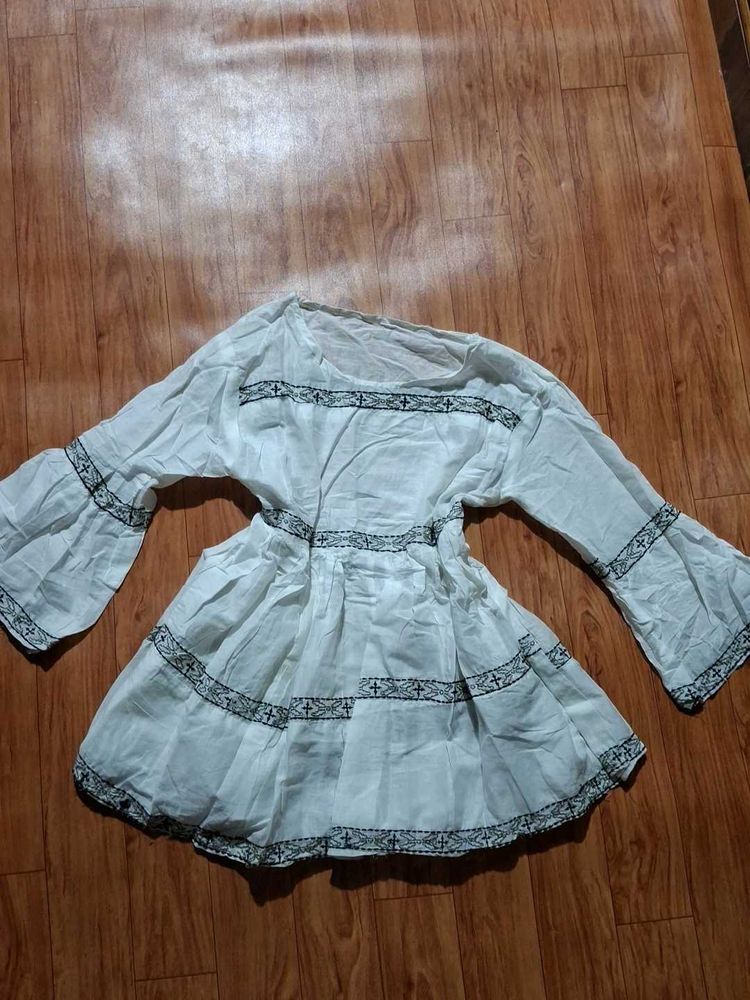 ethnic top