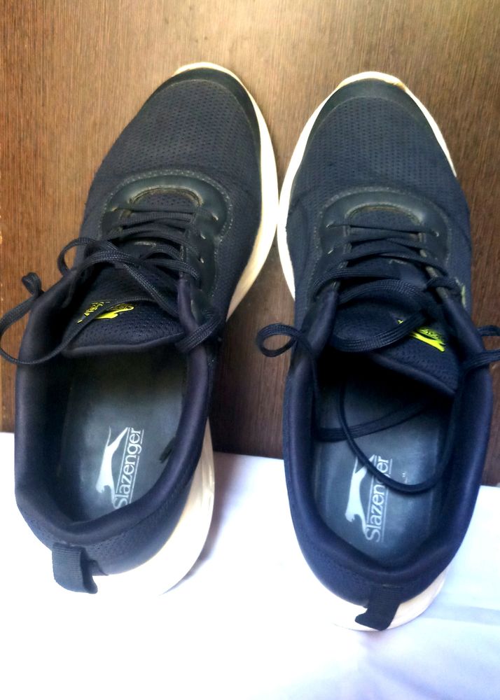 🌟🏵️slazenger Branded UK-10 Sports Shoes🏵️🌟