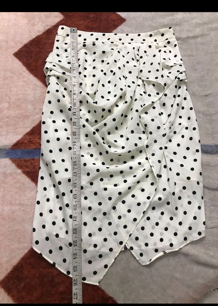 Dot Skirt Got Size 26-28