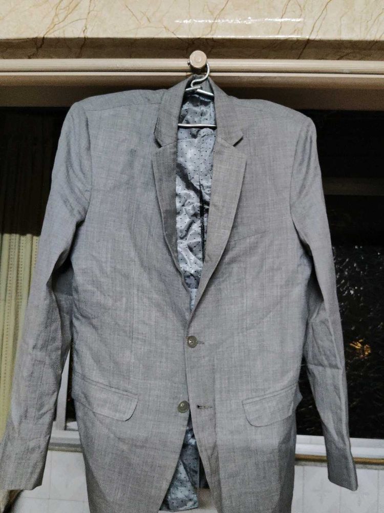 Stylish Grey Blazer
