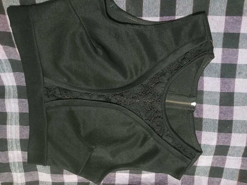 Chic Black Lace Crop Top