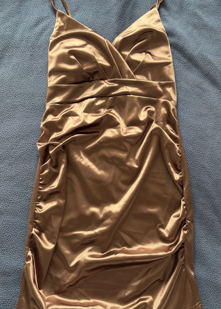 Golden Hour Satin Bodycon Dress (Padded, Not Used)