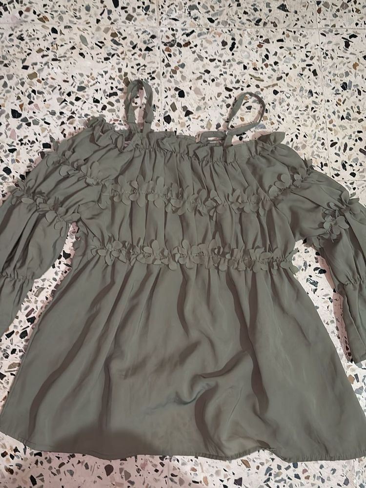 so many clothes are there in my home