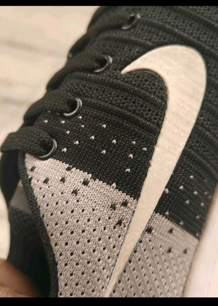 Nike Brand New Shoes On Sale