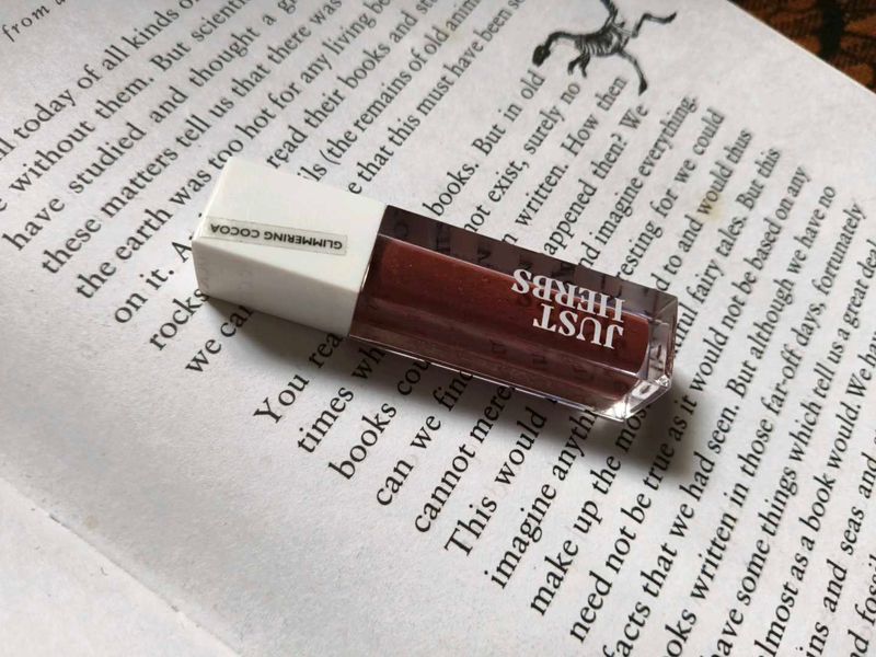 Glimmering Cocoa Lip Gloss