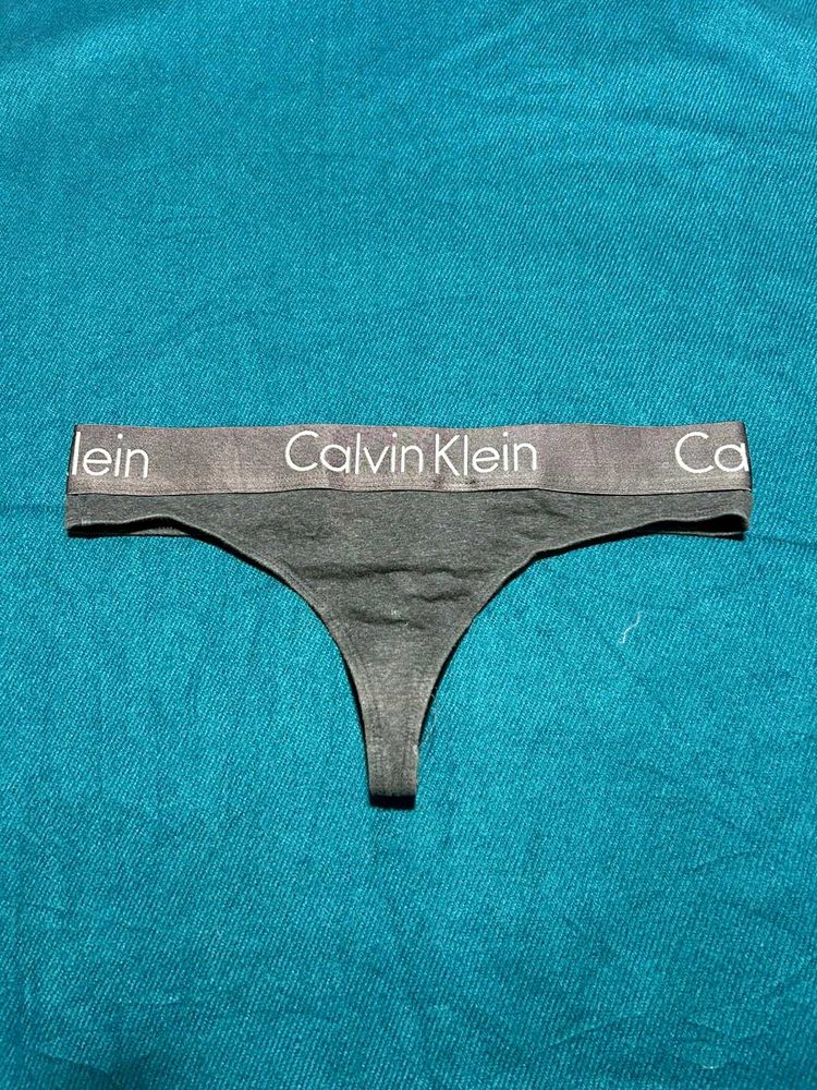 Calvin Thong
