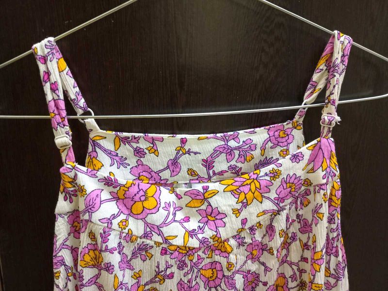 Floral Sleveless Light Top For Summer Girly☀️