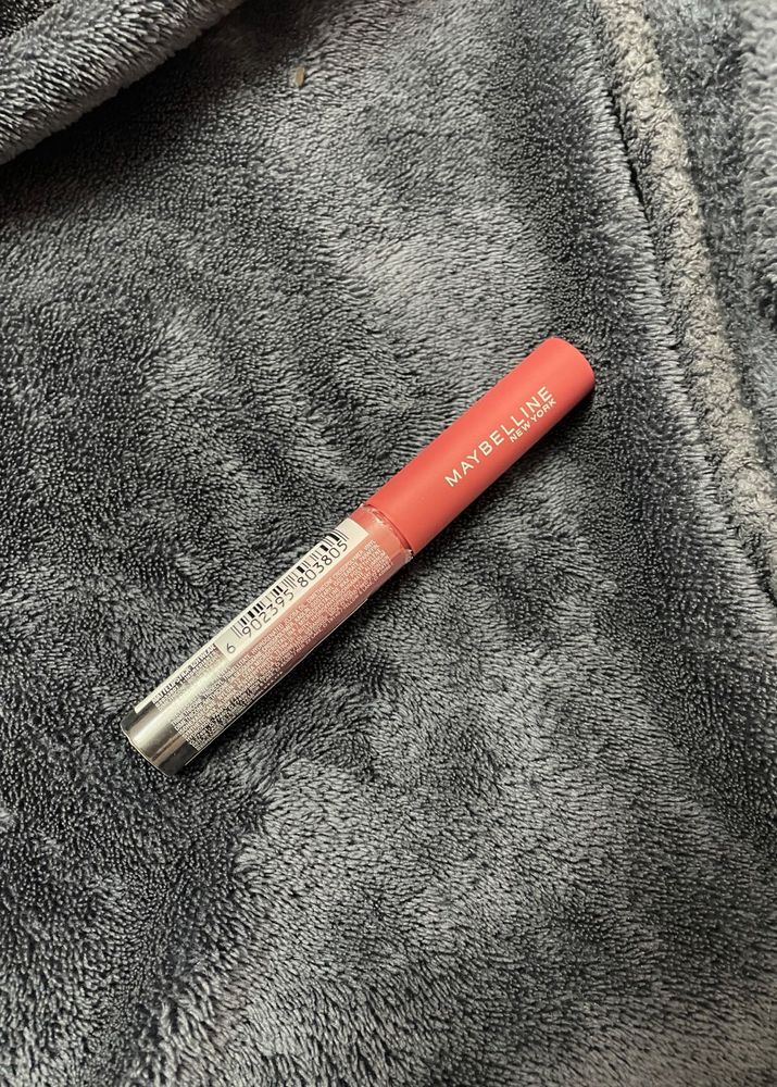 Maybelline Lipstick.🧞‍♀️