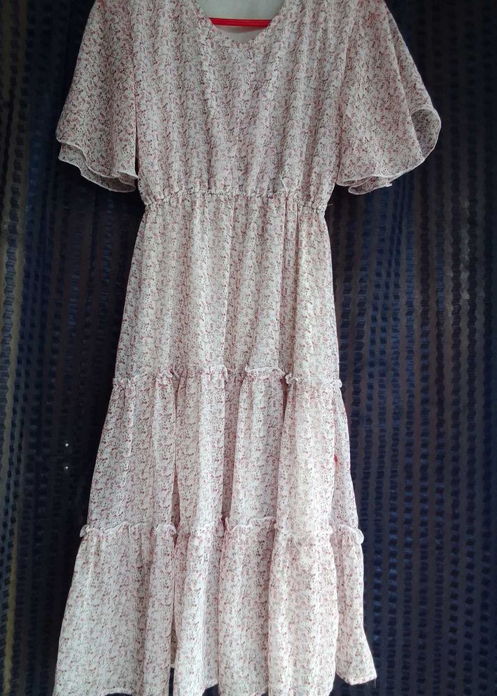 Floral Print Tiered Midi Dress