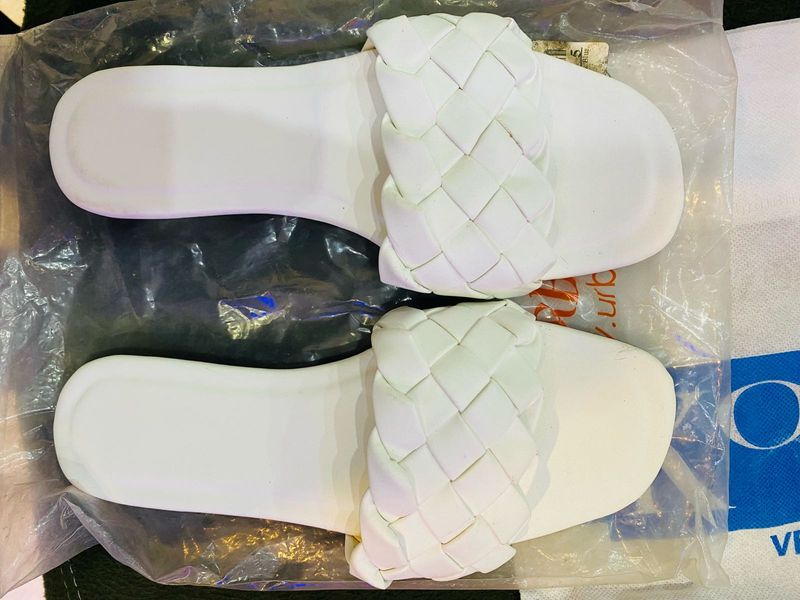 New White Flat