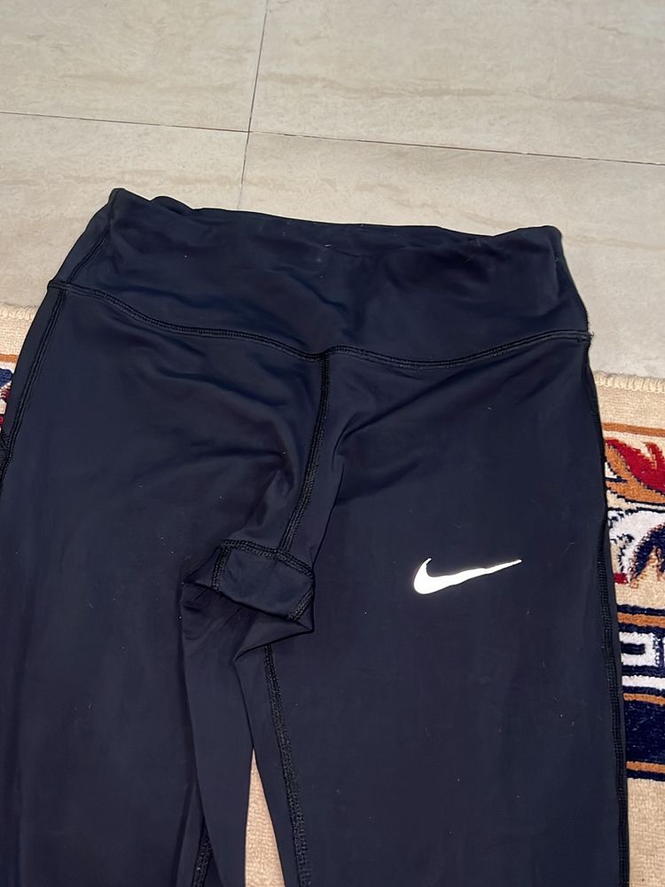 Nike Women Black Dri Fit Tight
