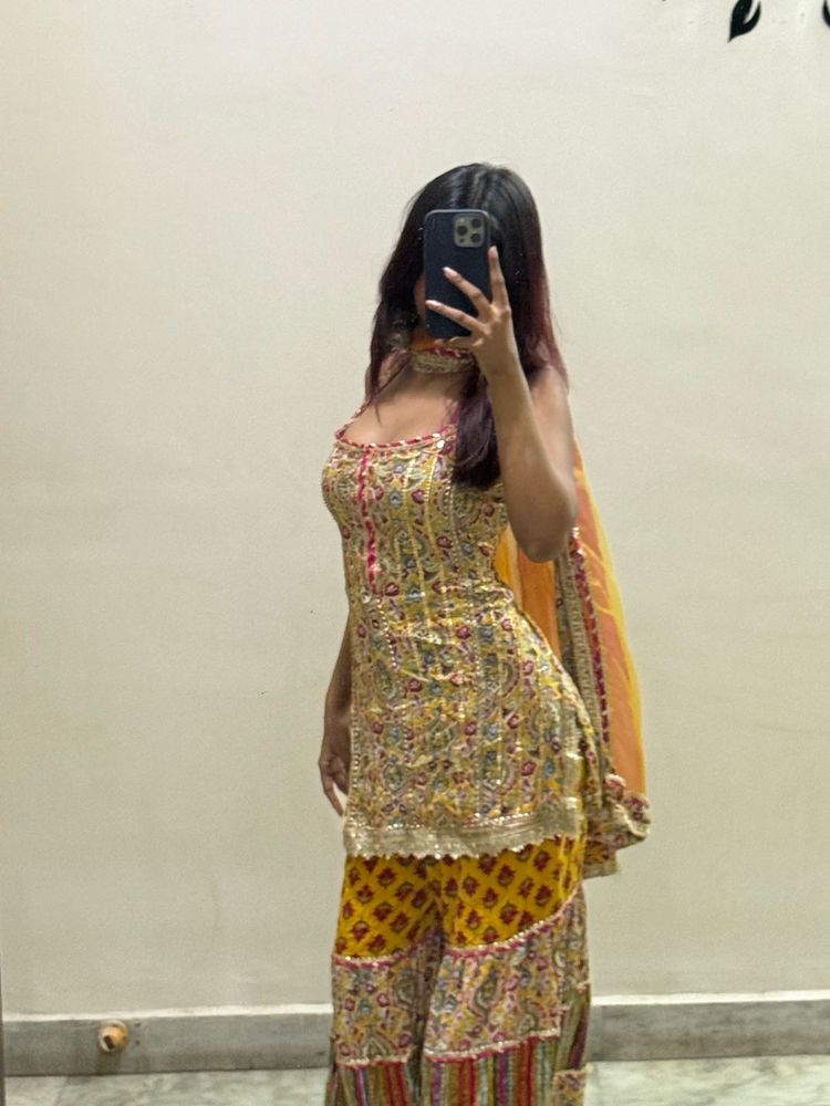 Elegant Yellow Embroidered Kurta Set