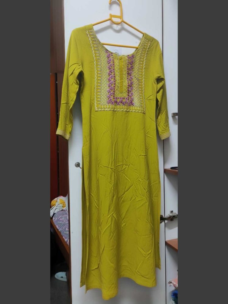 Elegant Olive Green Kurta