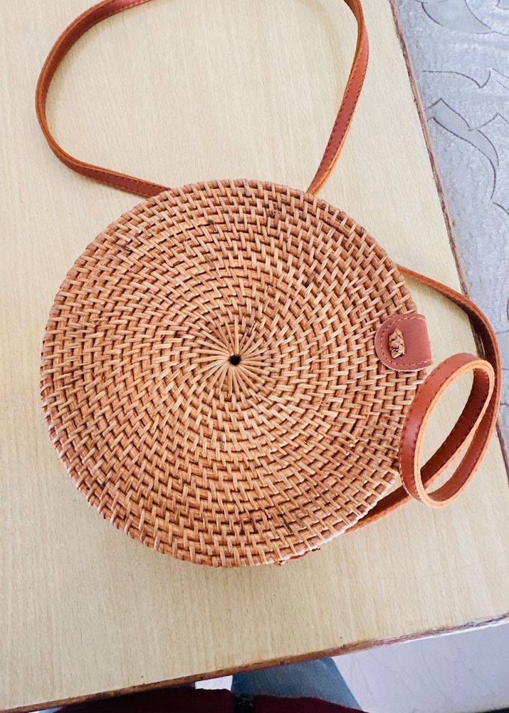 Rattan Round Crossbody Bag