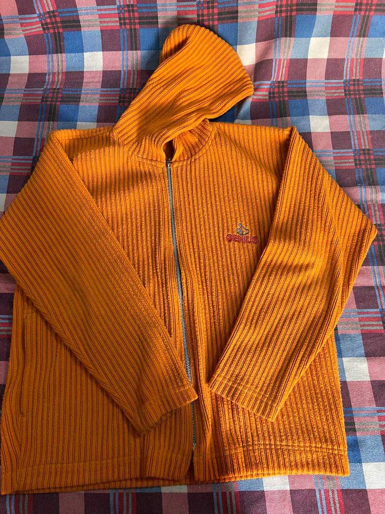 Woolen Jacket Selling At Very Reasonable Price
