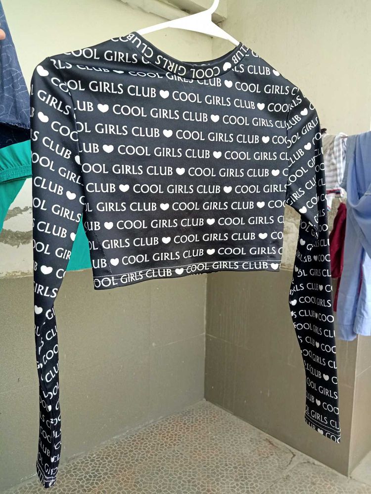 Urbanic Crop Top