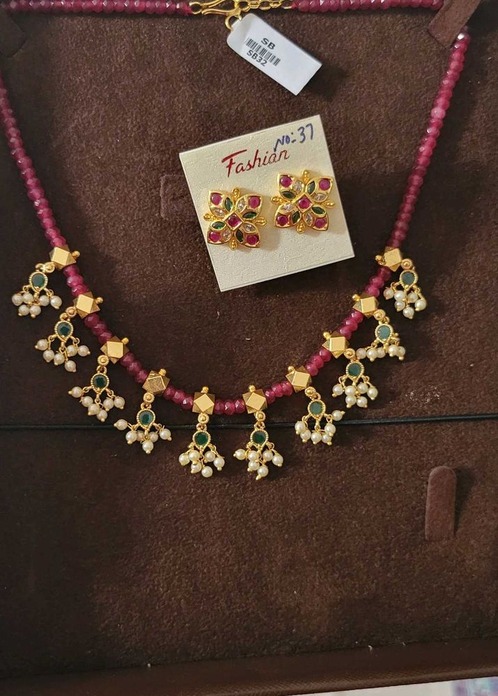 Ruby Pearls Necklace Set