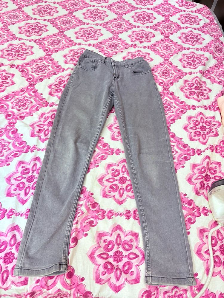 Zudio Grey Skinny Fit Jeans