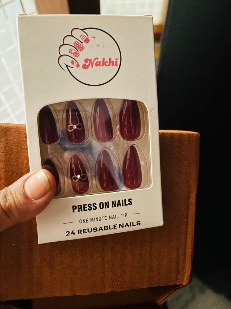 Nakhi Press On Nails