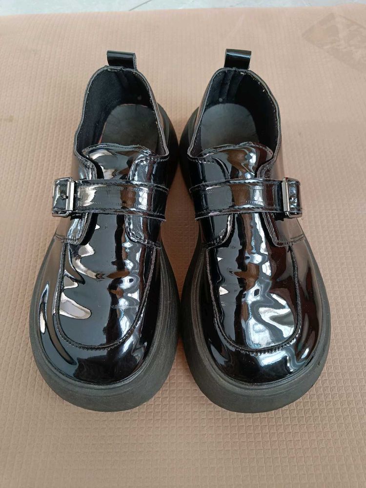 Japanese Style Oxford Shoes