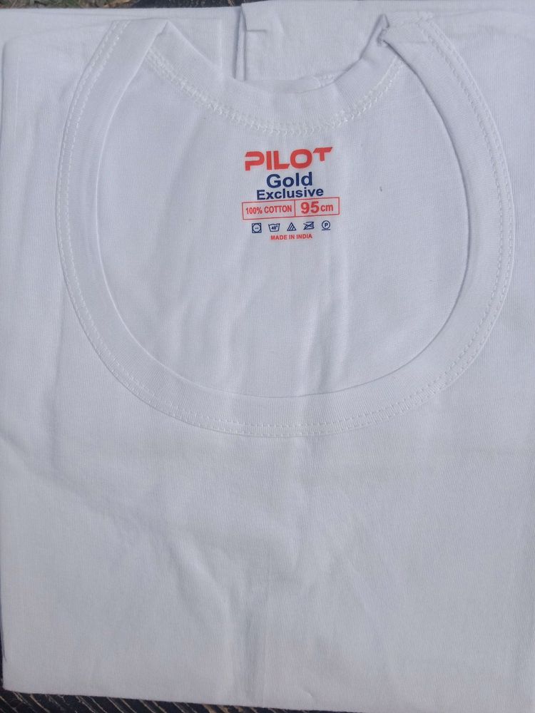 Branded white mens vest (pack of 10)