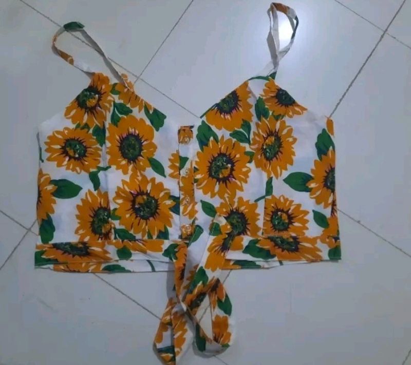 Crop Top .XL size.