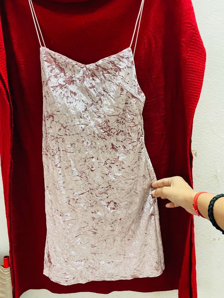 Baby Pink Mini Velvet Drees