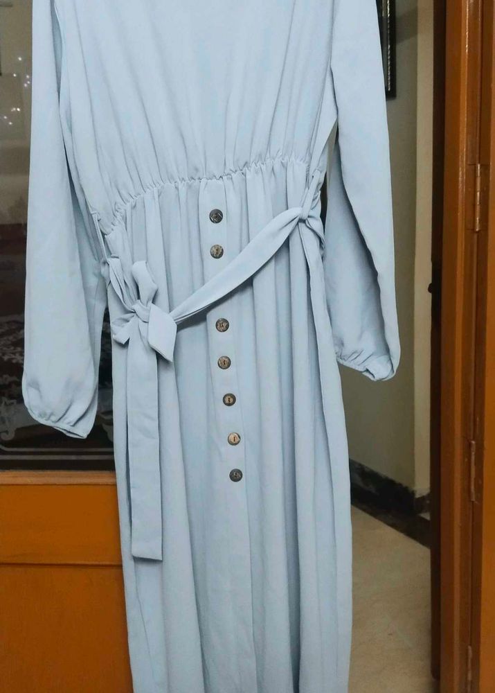 Elegant Button-Down Midi Dress