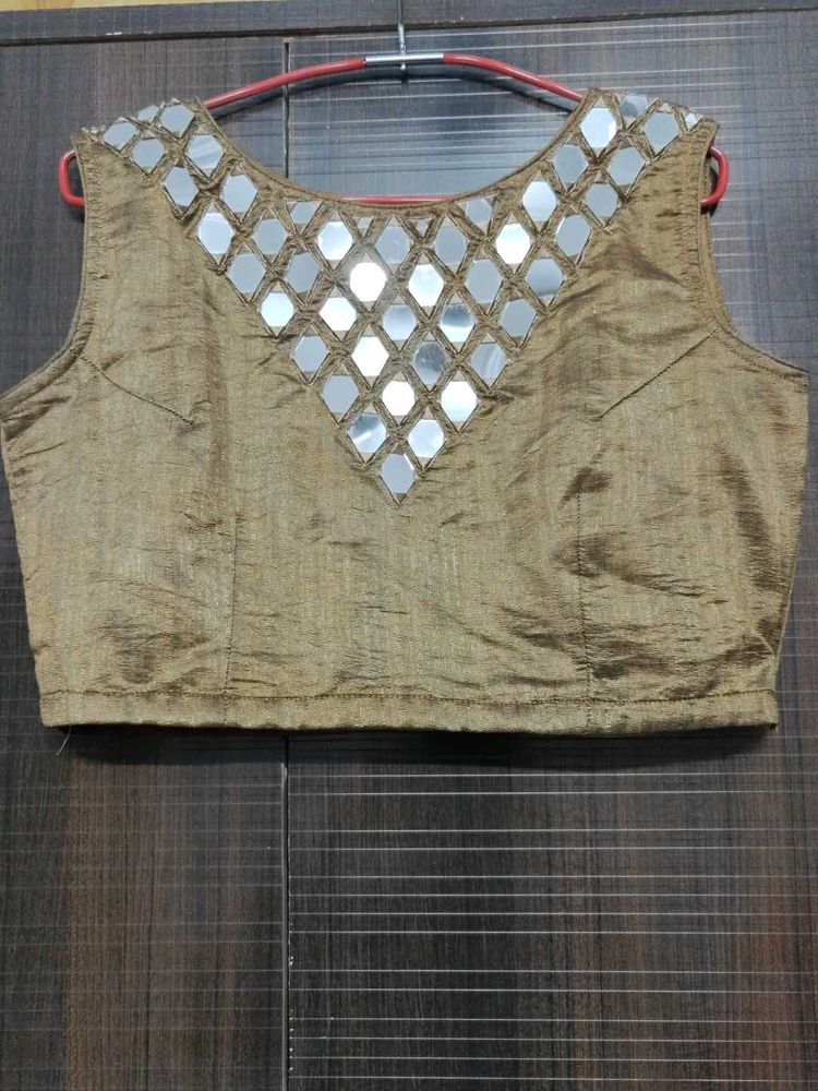 Crop Top With Skirt