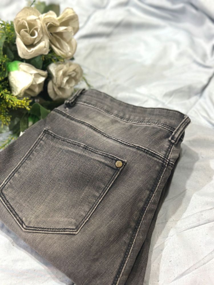 1 Day offer Denim jeans
