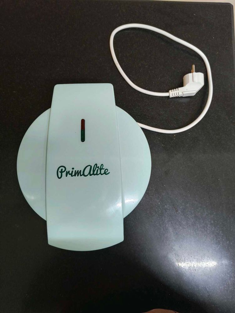PrimaLite Belgian Waffle Maker