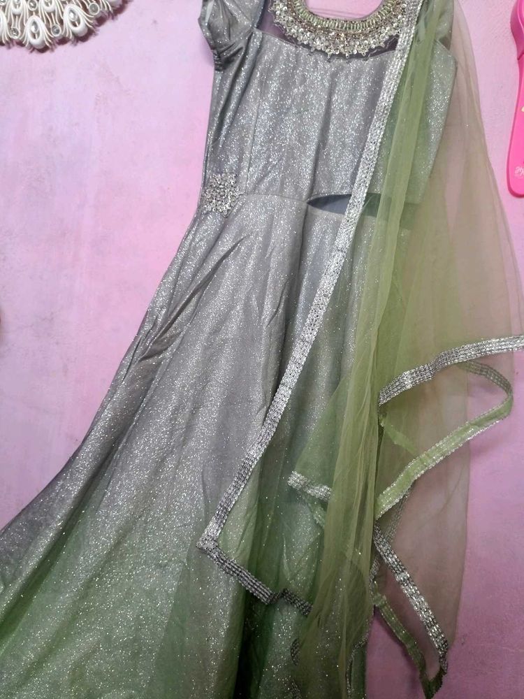 fix price beautifull 🛍️silvergreen gown 😍