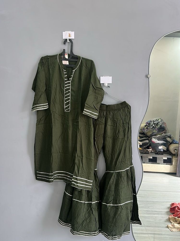 Green Kurta Set (XL)