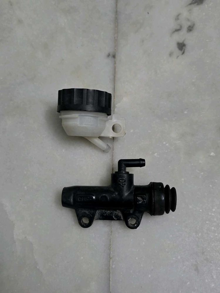 KTM Duke 200 BS3, BS4 Rear Master Cylinder