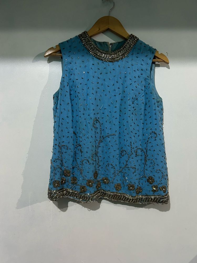 Women top