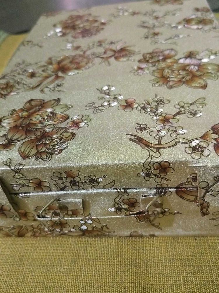 BANGLES ORGANIZER