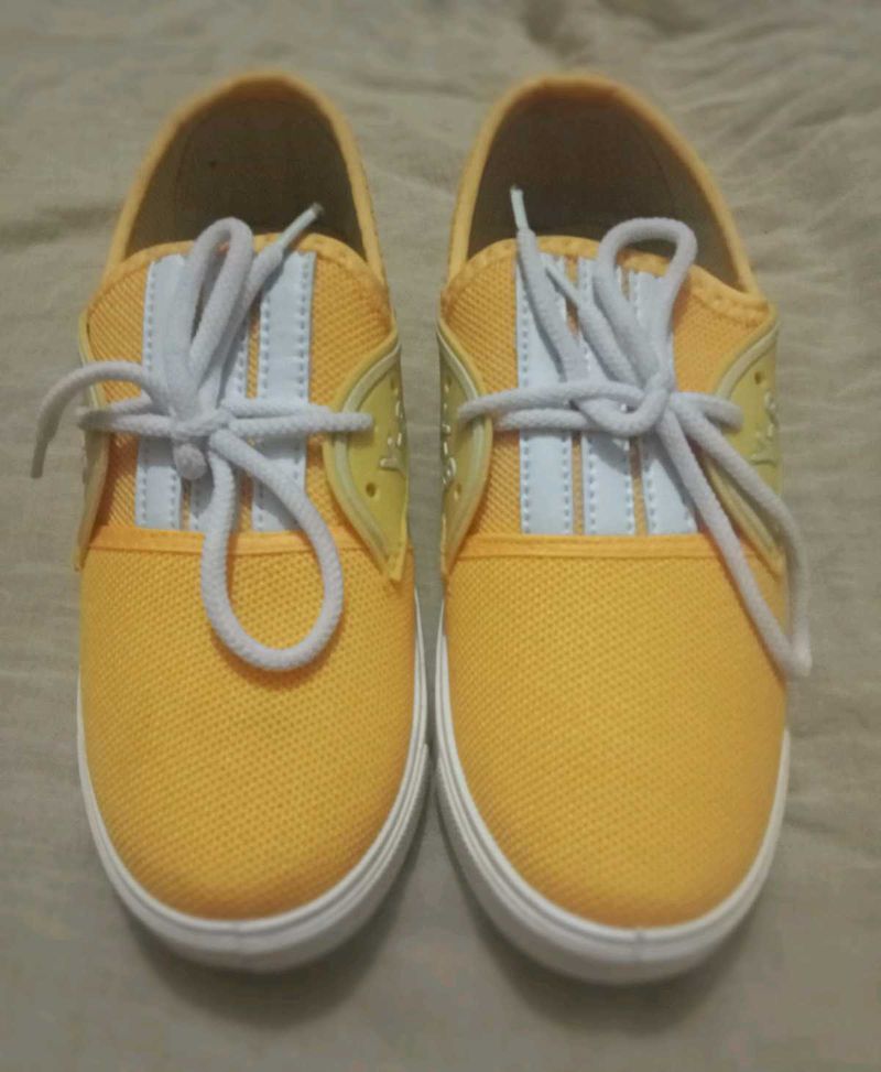 Just New Stylish Air Boom Shoes For Boys