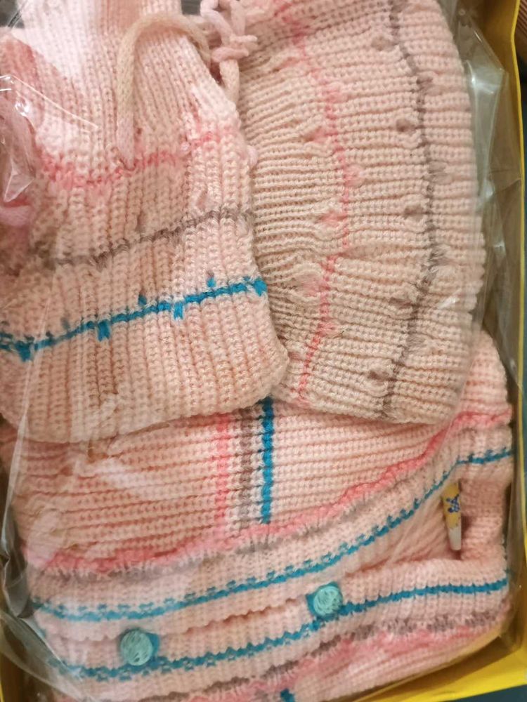 Sweater Set Girls