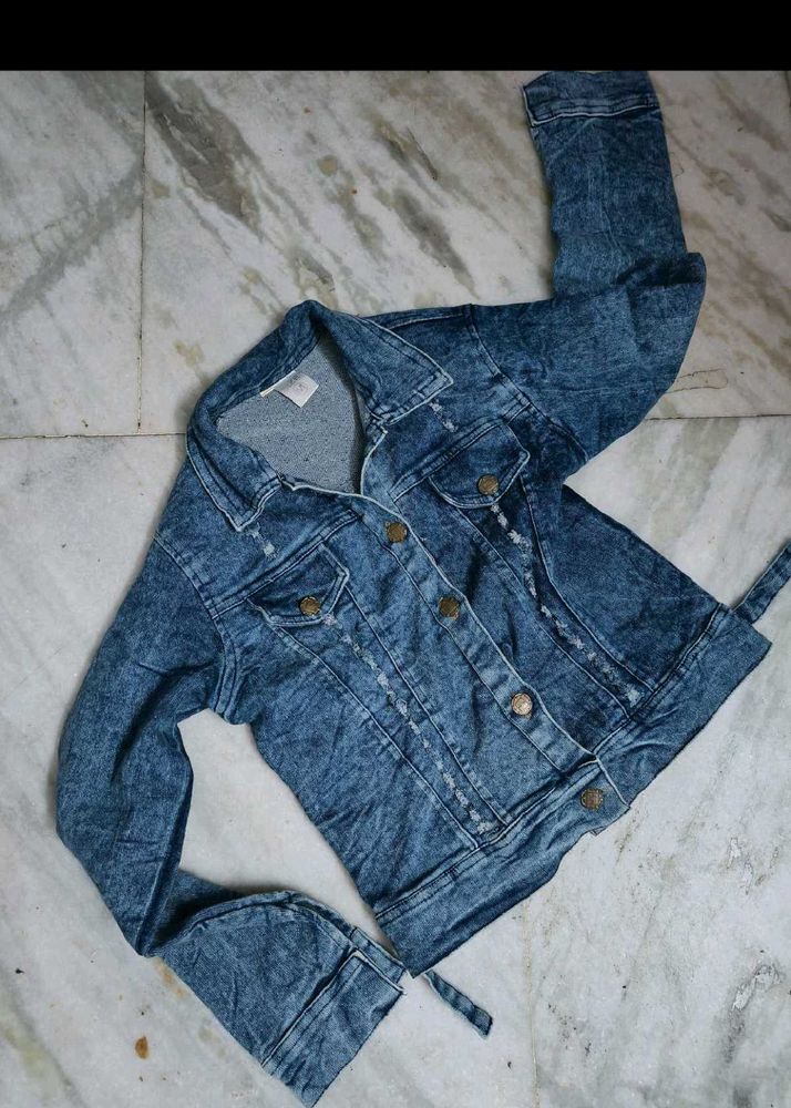Denim Jacket - Stylish &amp; Trendy