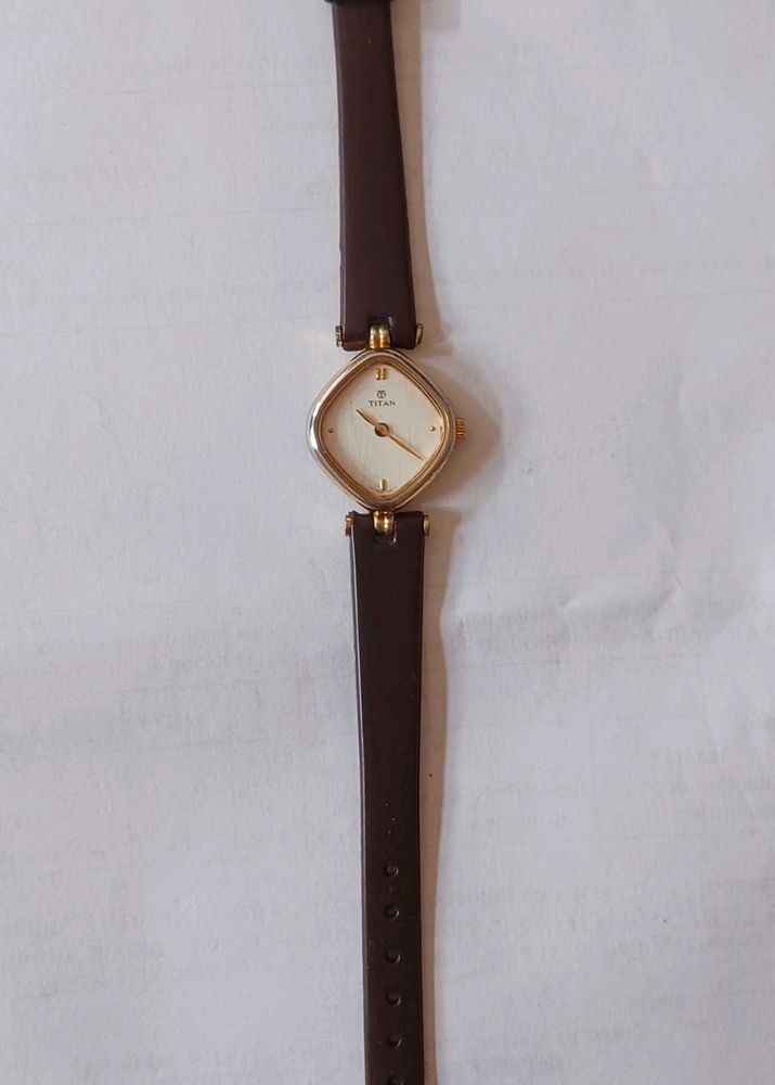 Titan Quartz 18 K Gold Plated