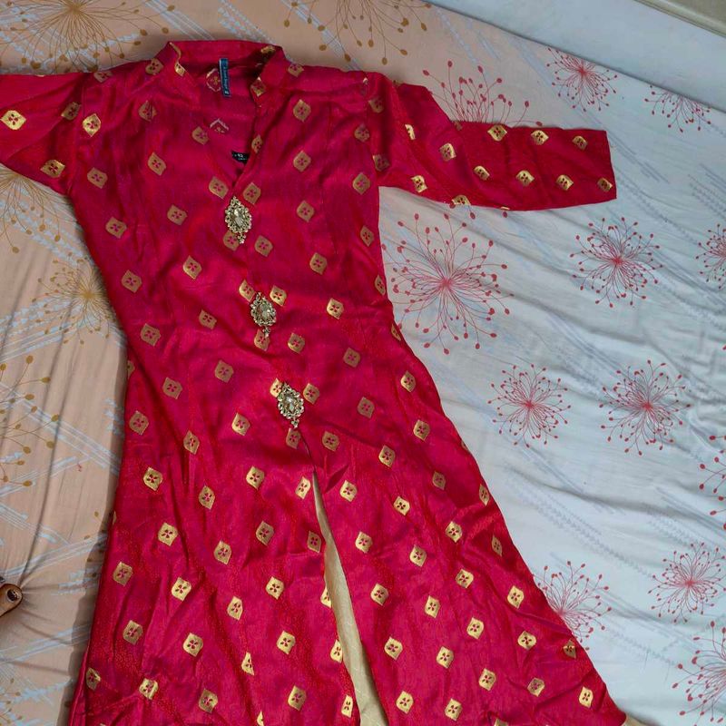 Pink &amp; Gold Embellished Kurti