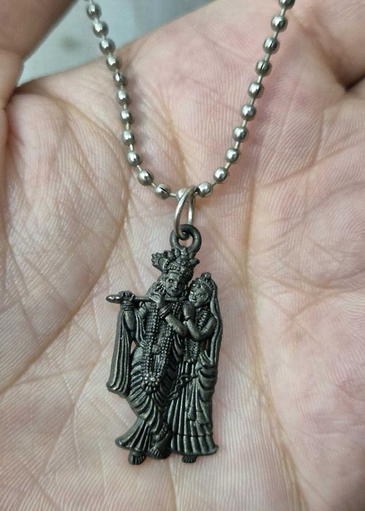 🕉️✨ Divine Radha Krishna Pendant