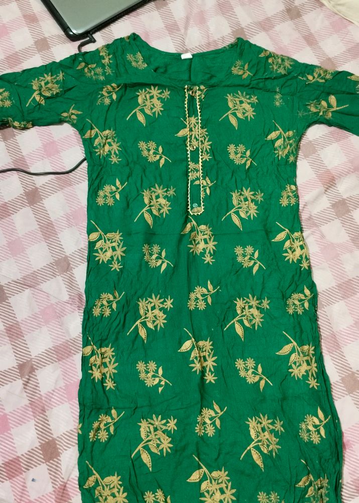 L Size Bottle Green Kurti
