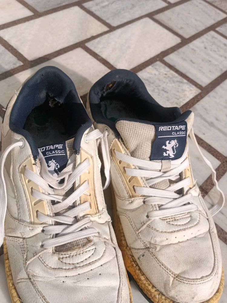 Red Tape Classic Sneakers