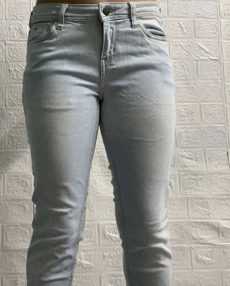 Skinny Light Wash Denim Jeans