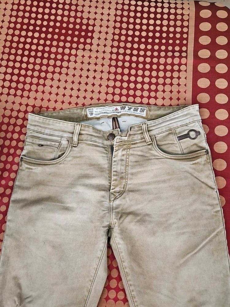 Khaki Jeans