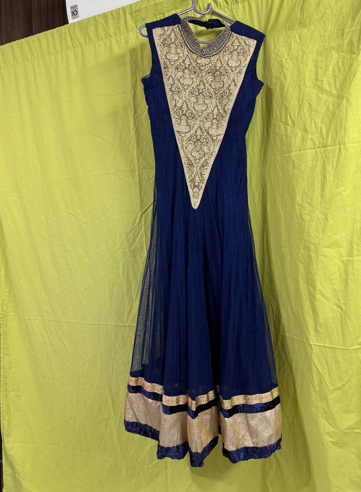 SALE‼️Beautiful Royal Blue Gown