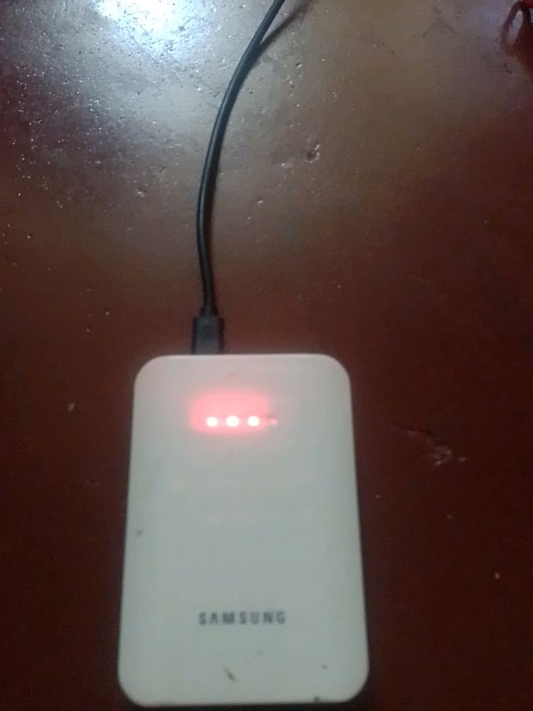 SAMSUNG Powerbank