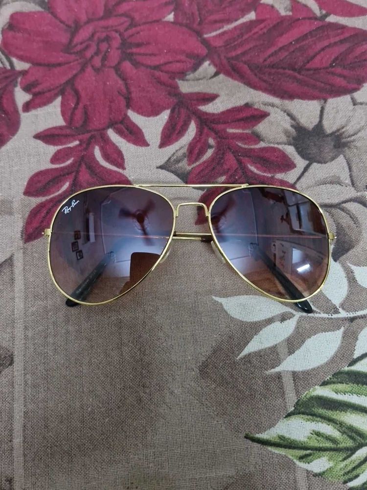 Ray-Ban Aviator Sunglasses